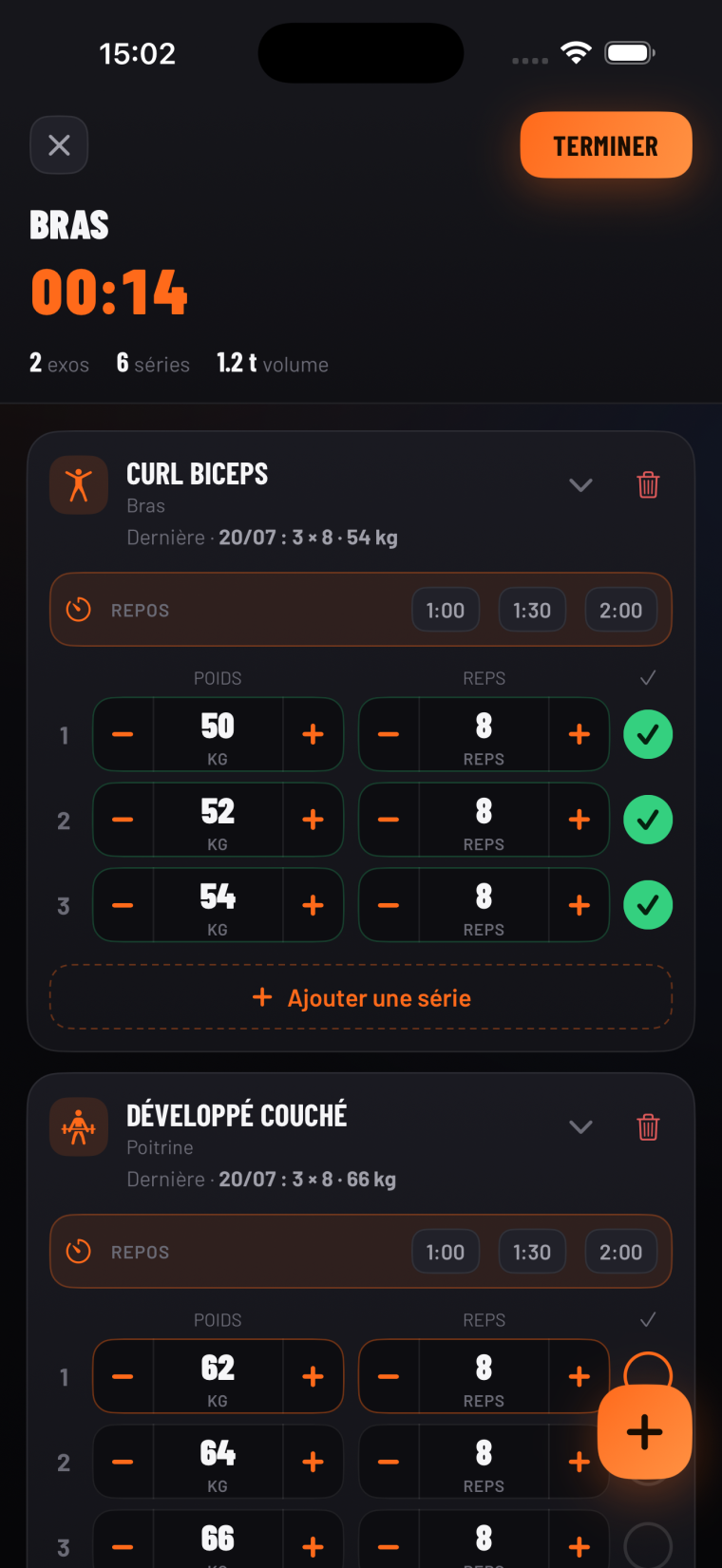 Séance en cours : chronomètre, curl biceps 50/52/54 kg en 3 séries validées, minuteur de repos